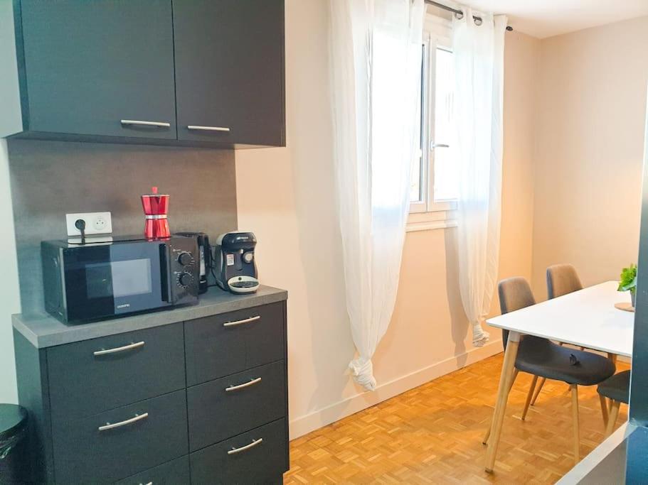 Cosy Mure 4Ch - Stationnement Gratuit Pau Bagian luar foto