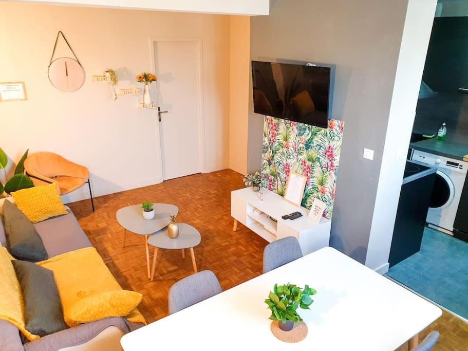 Cosy Mure 4Ch - Stationnement Gratuit Pau Bagian luar foto